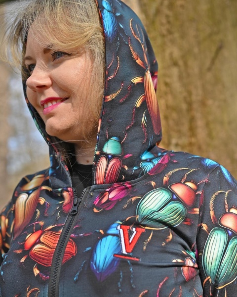 Bluza, której nie ma drugiej – Nocne Żuki